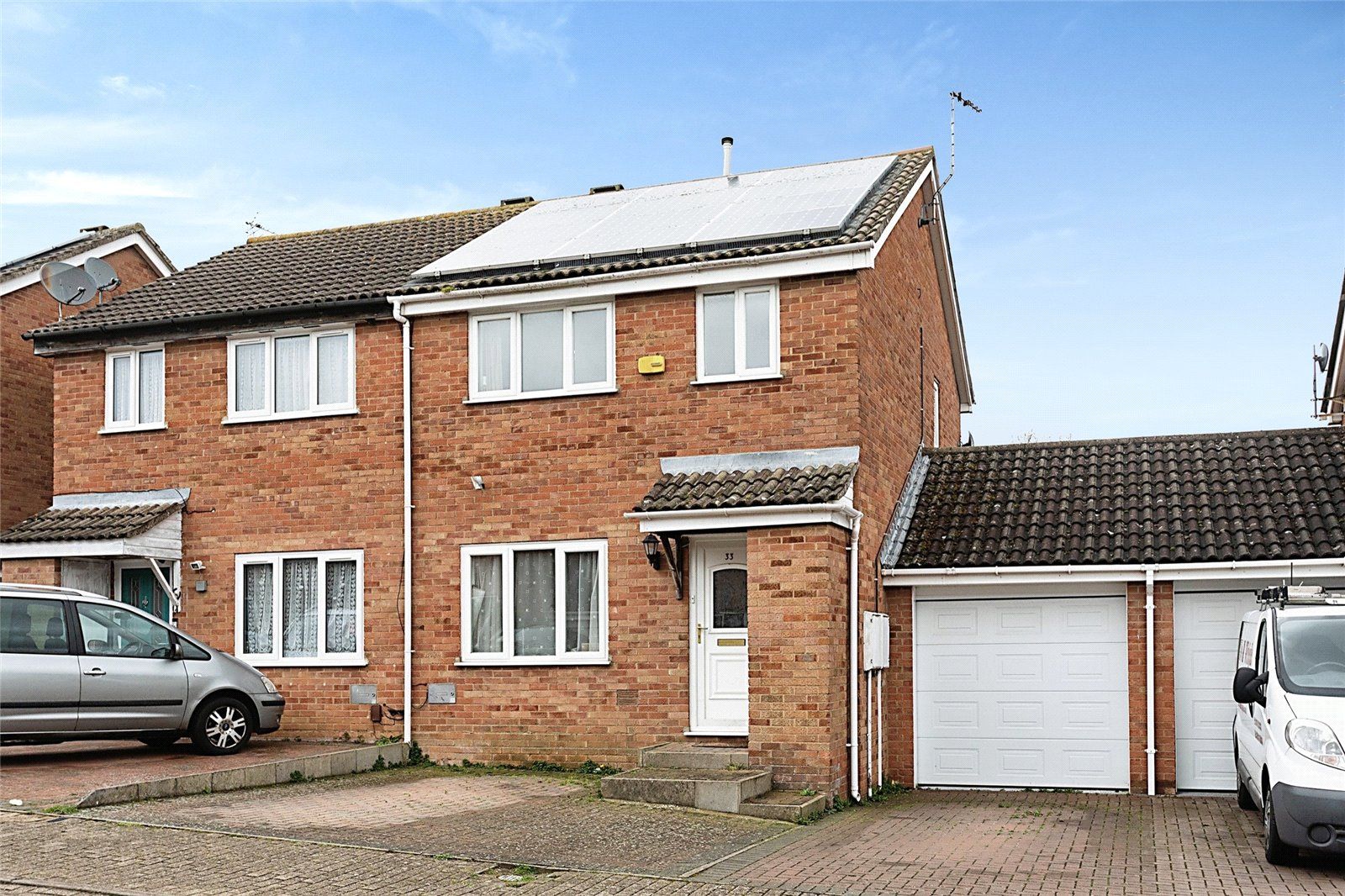 3 bed semidetached house for sale in Padstow Avenue, Fishermead