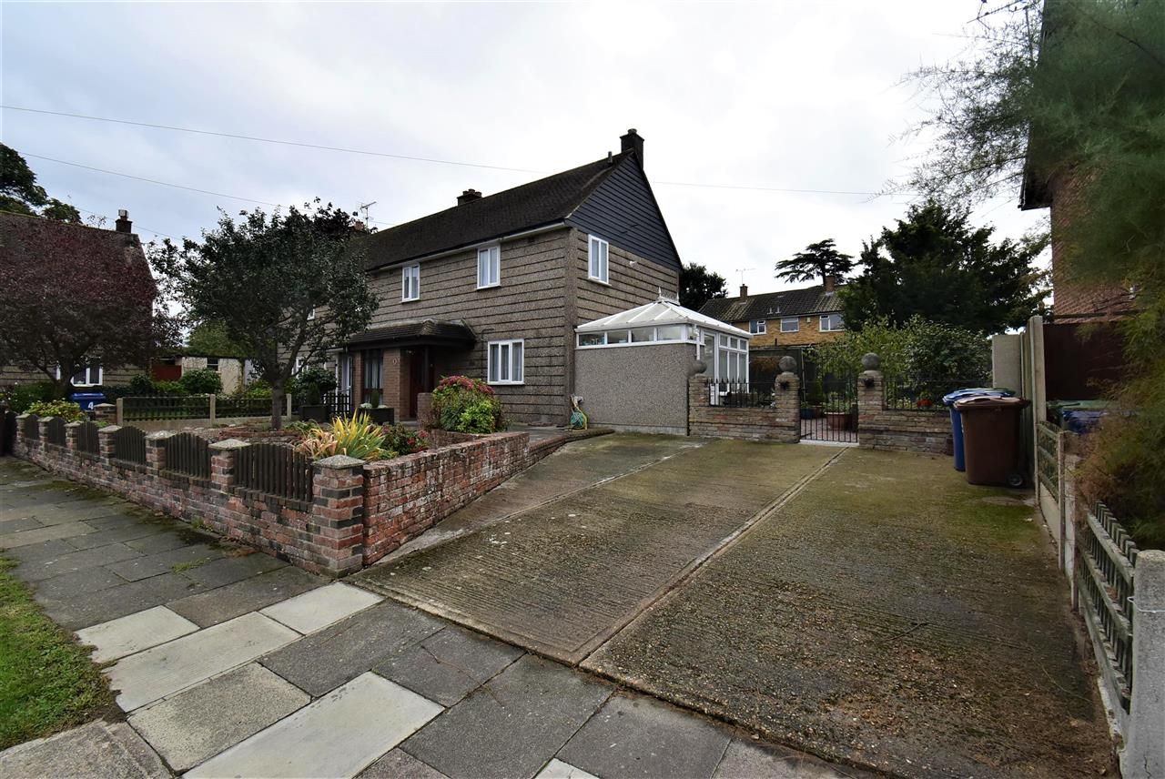 3 bed semidetached house for sale in Ridgewell Avenue, Orsett, Grays