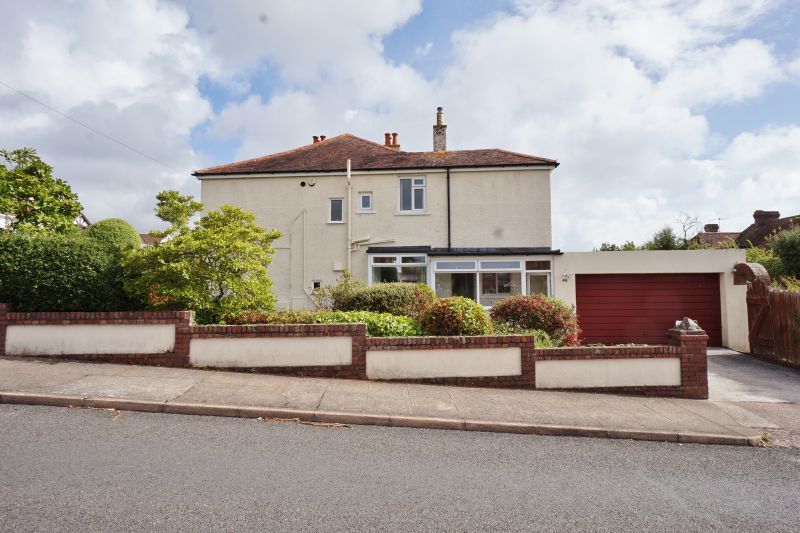 4 bed semidetached house for sale in Upper Headland Park Road, Preston