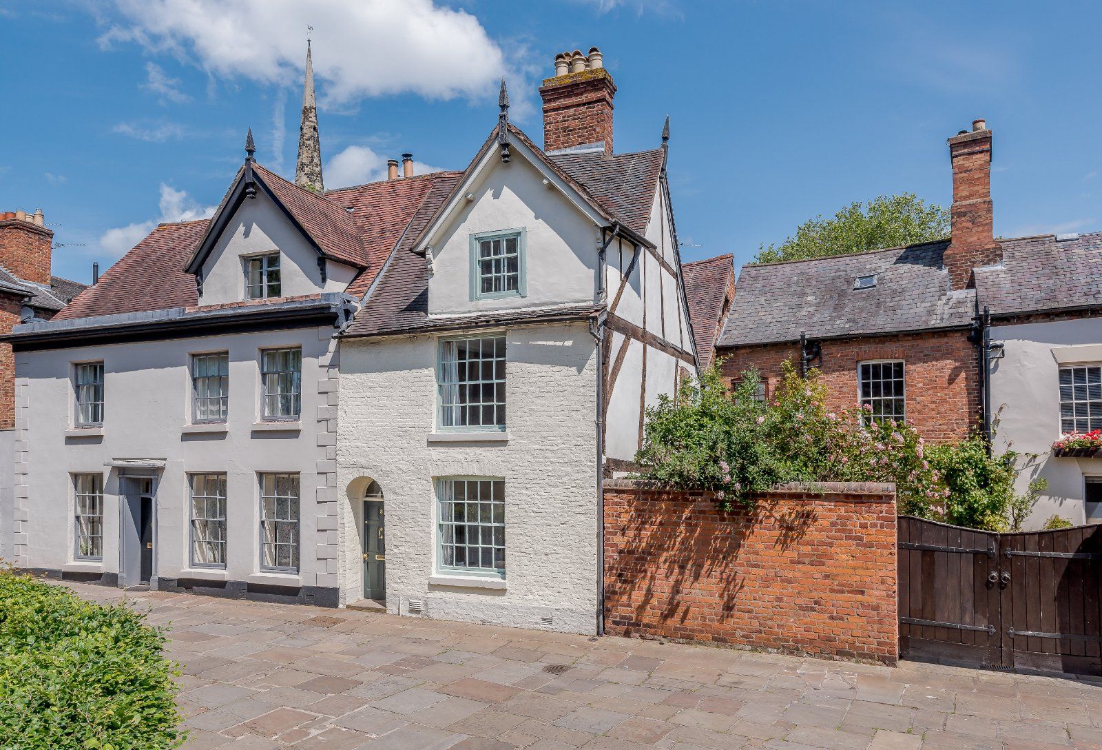 St Alkmond's Square, Shrewsbury, Shropshire SY1  