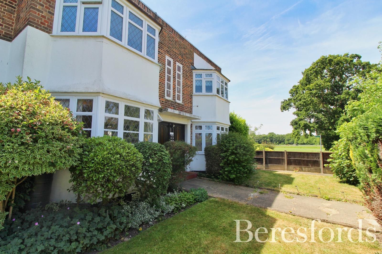 Grove Court, Little Gaynes Lane, Upminster, Essex RM14  