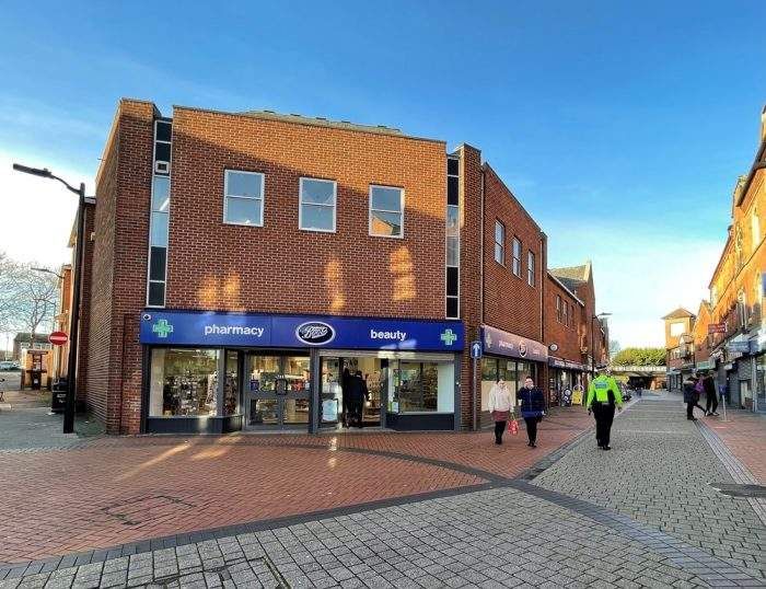 Retail premises to let in 13 Commercial Road, 13 Commercial Road, Bulwell, Nottingham NG6 Zoopla