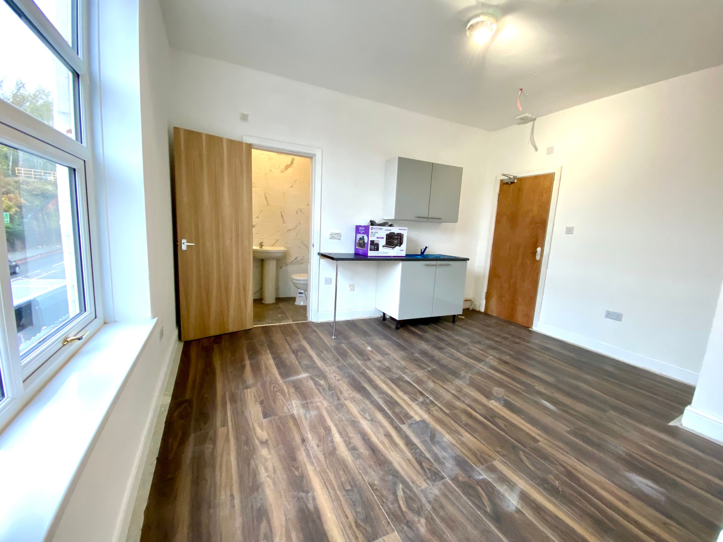 Studio to rent in Stratford Road, Sparkhill, Birmingham B11 Zoopla