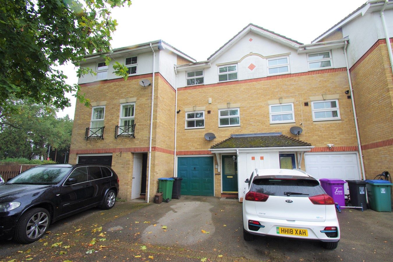 4 bed town house to rent in Ladys Close, Watford WD18 Zoopla