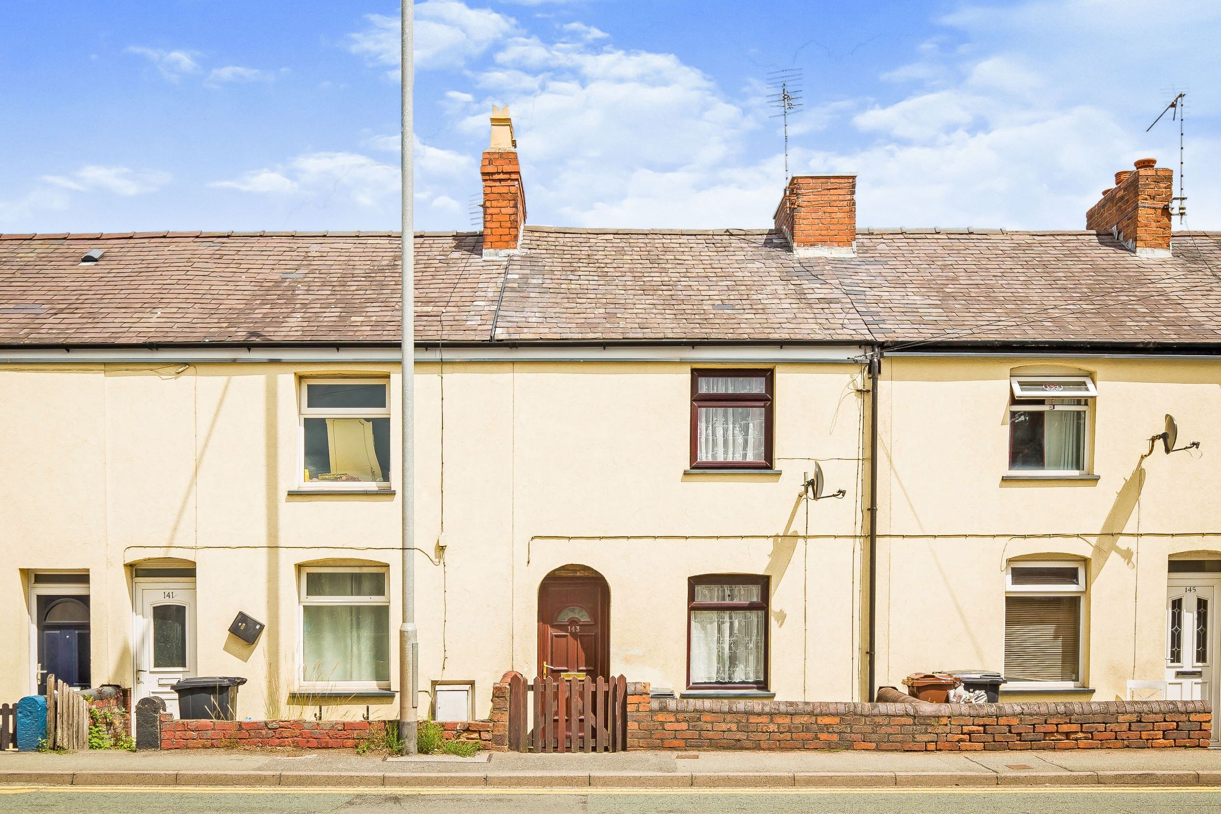 2 bed terraced house for sale in Chester Road, Flint CH6 Zoopla