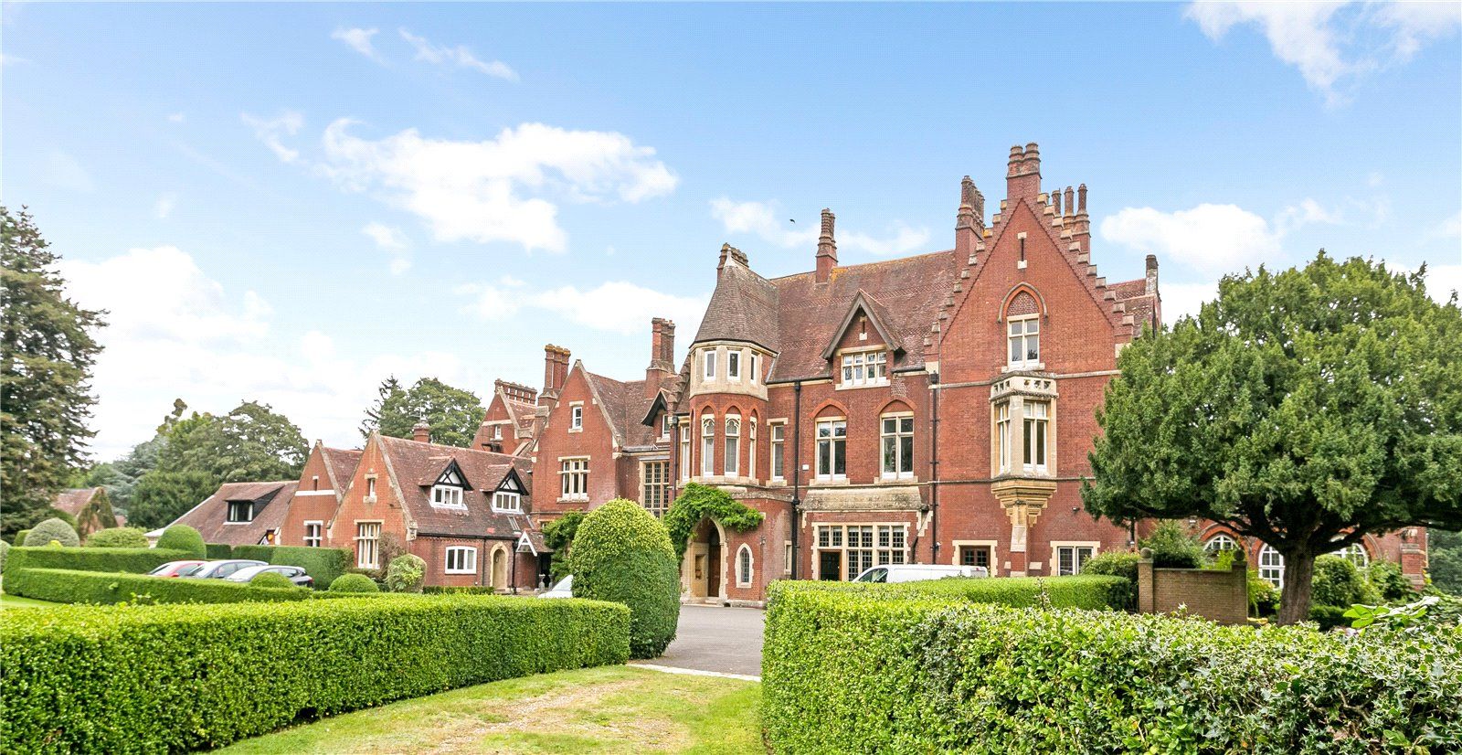 4 bed property for sale in Hitcham House, Hitcham Lane, Burnham, Slough SL1 Zoopla