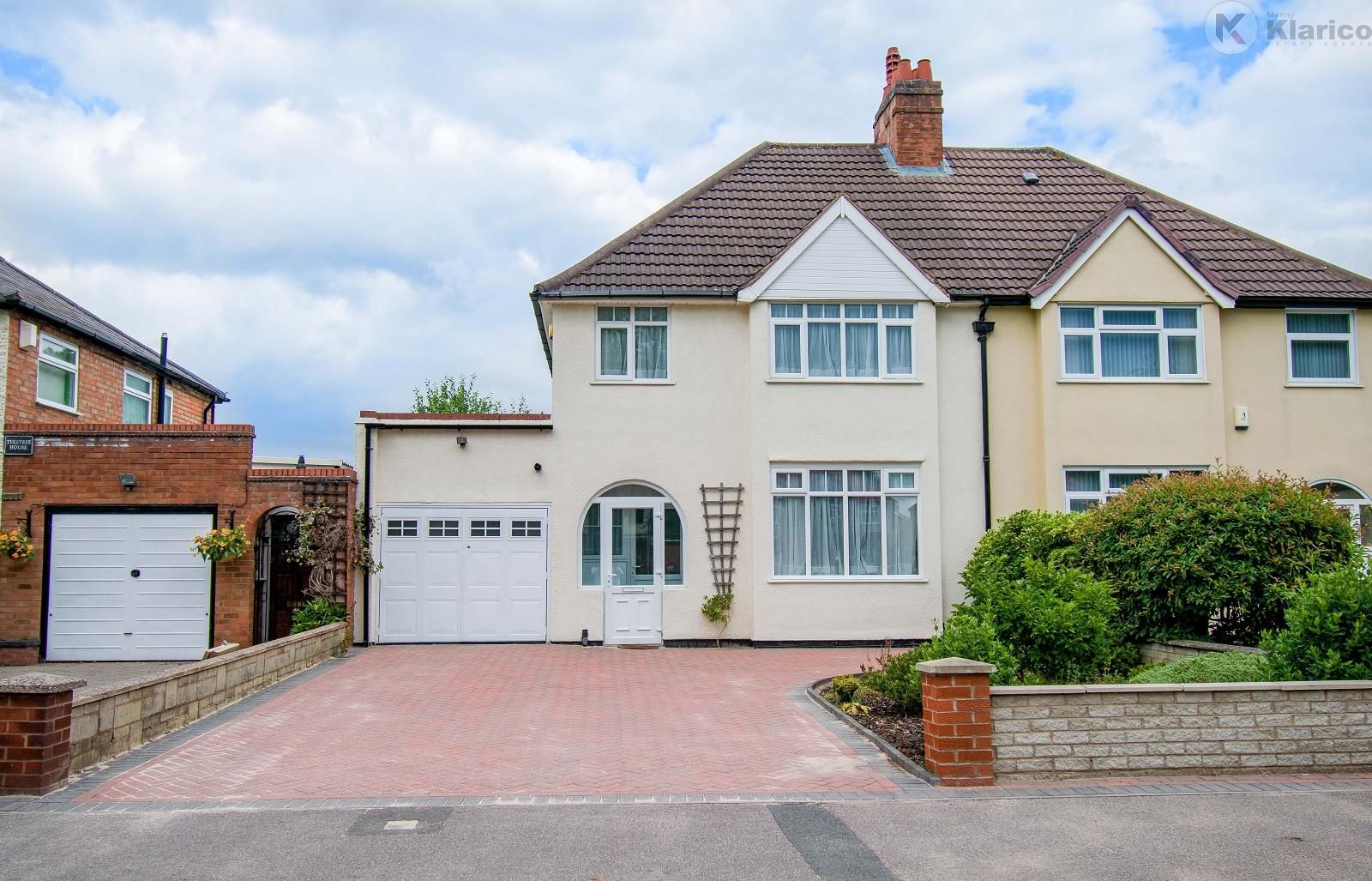 3 bed semidetached house for sale in Stratford Road, Hall Green