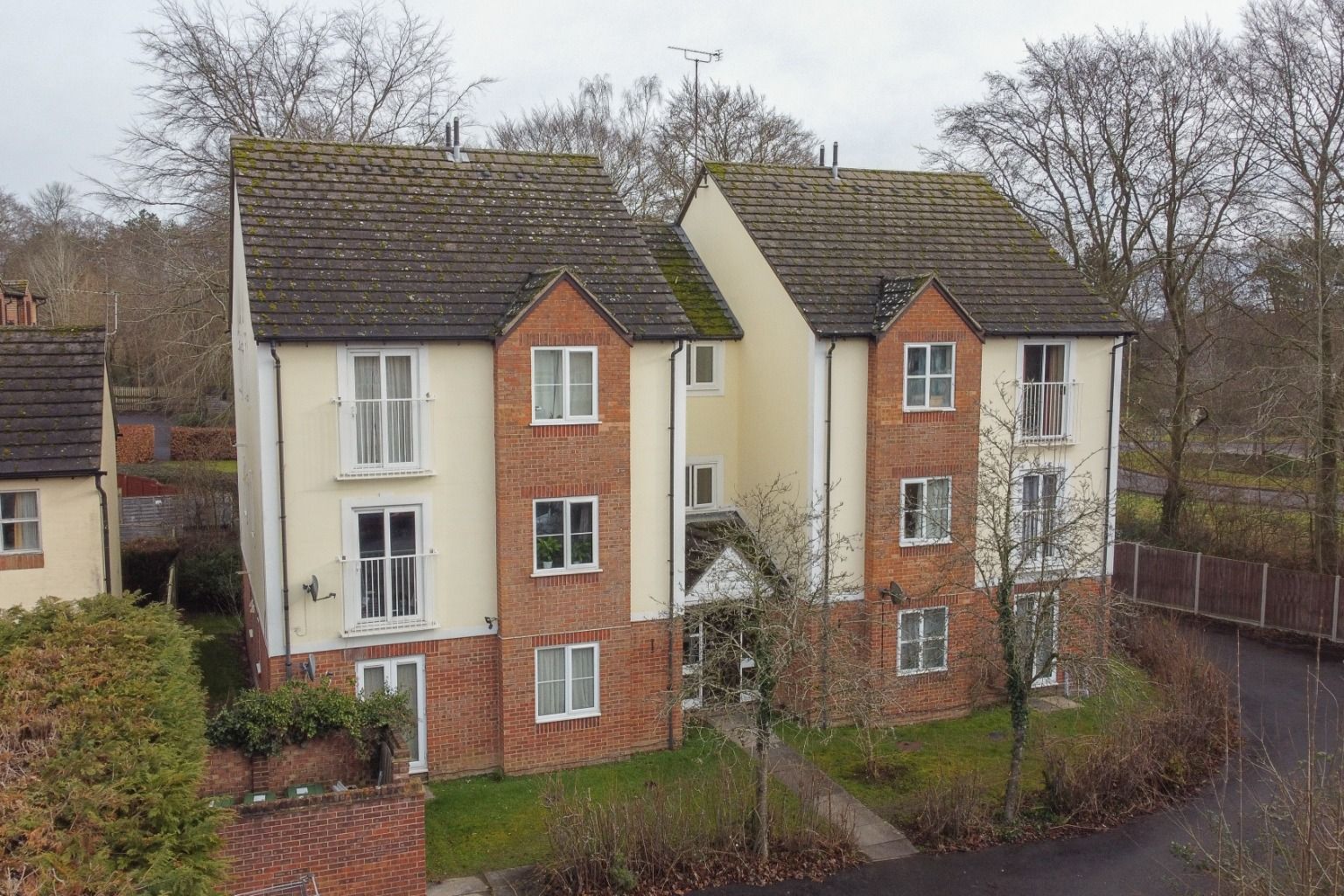 1 bed flat for sale in Gander Drive, Basingstoke, Hampshire RG24 Zoopla