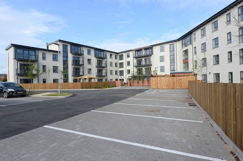 2 bed flat for sale in Cable Drive, Helsby, Cheshire WA6 Zoopla