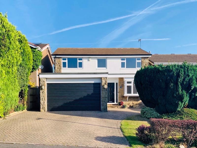 5 bed detached house for sale in Longcroft Avenue, Dronfield Woodhouse