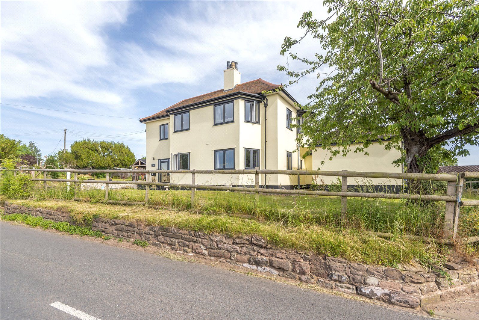 5 bed detached house for sale in RossOnWye, Herefordshire HR9 Zoopla