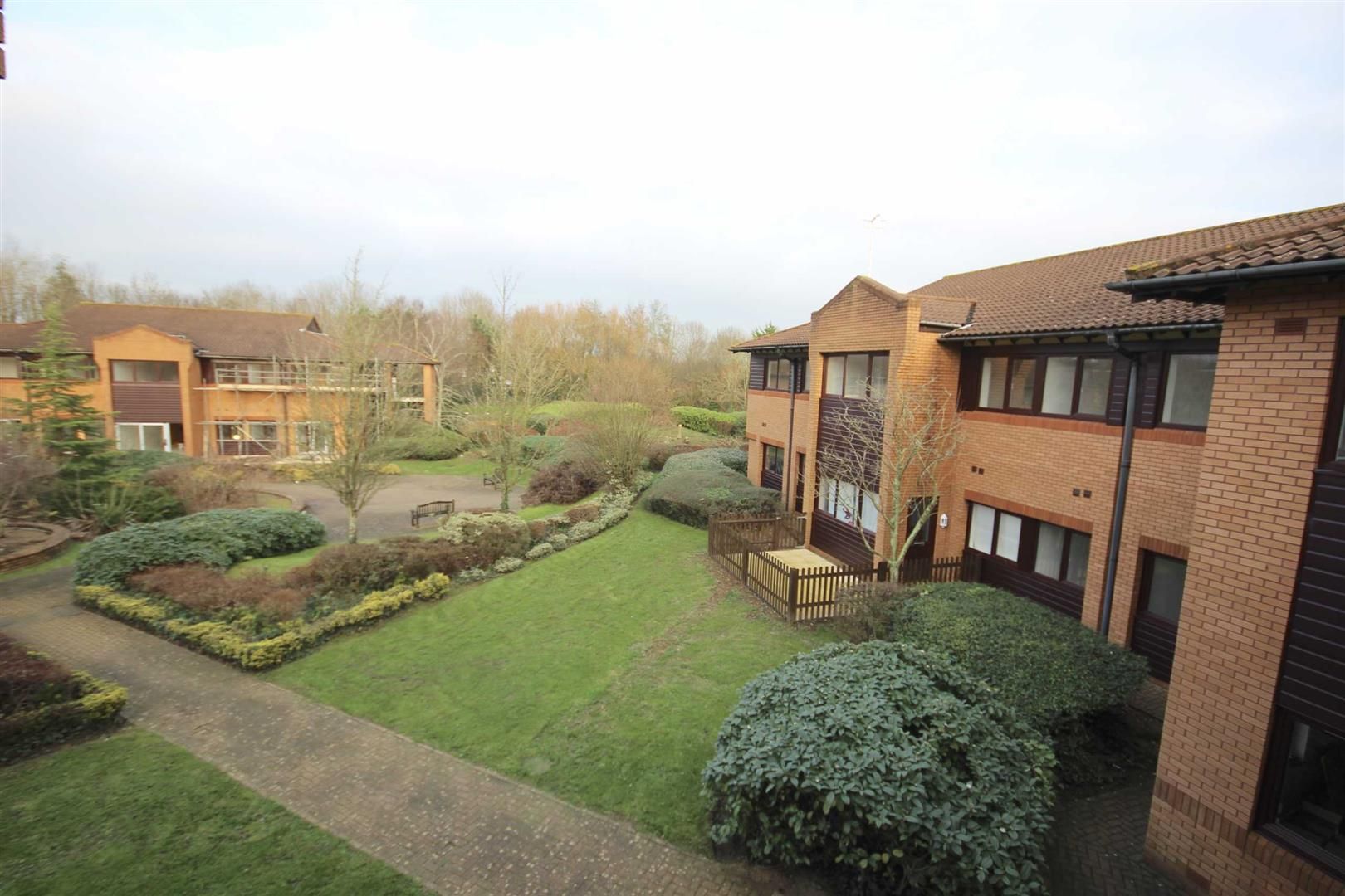 2 bed flat for sale in Wickham Road, Fareham PO16 Zoopla