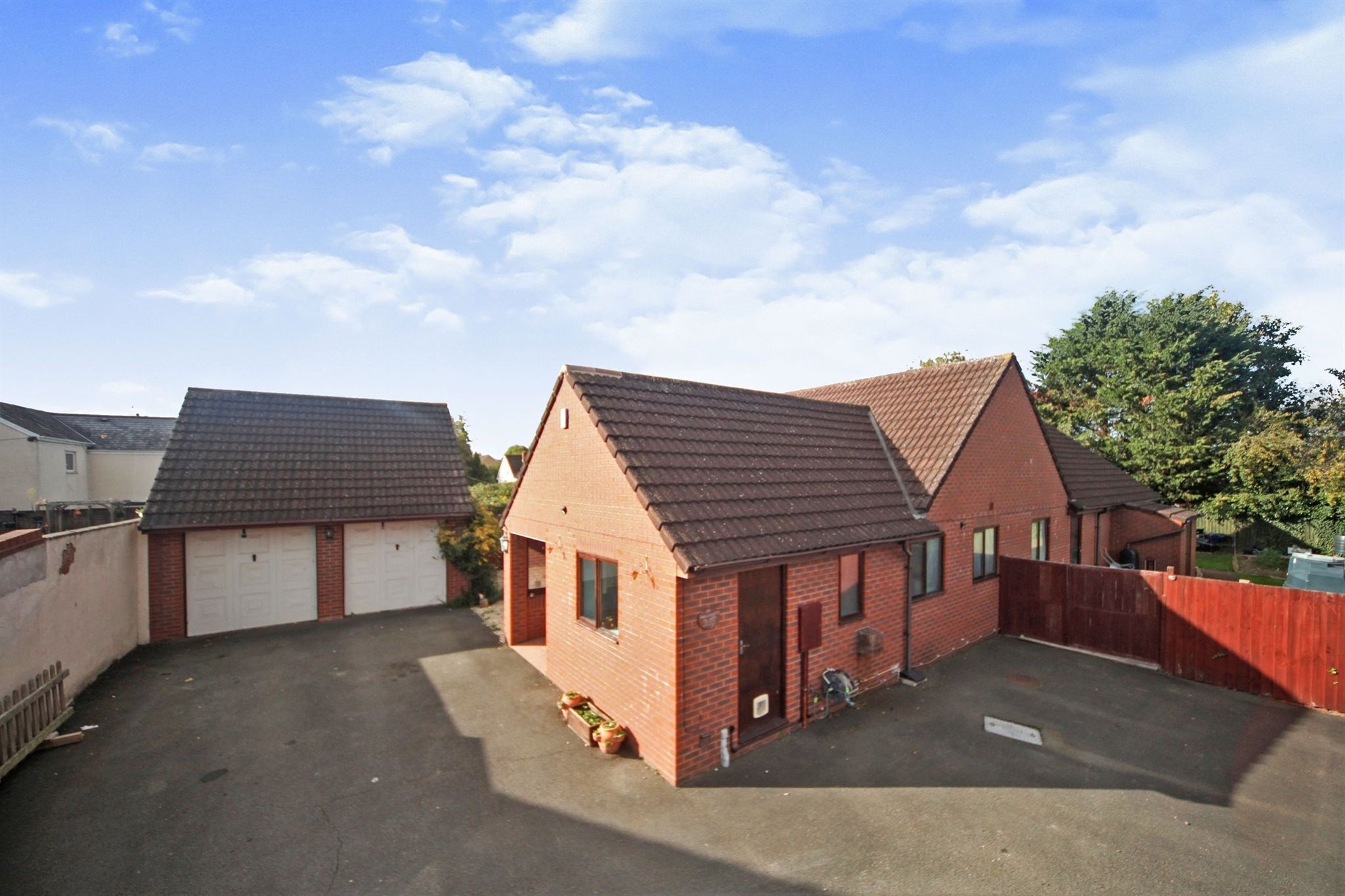 4 bed detached house for sale in Gravelands Lane, Henlade, Taunton TA3