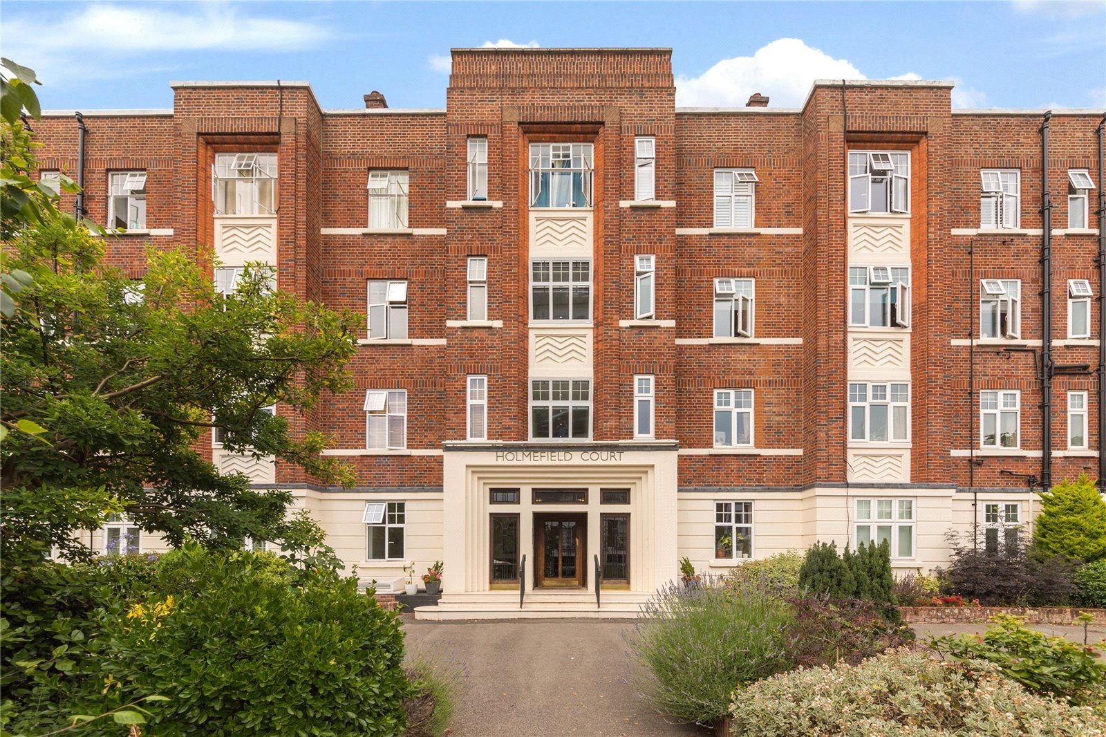 2 bed flat for sale in Holmefield Court, Belsize Grove, Belsize Park