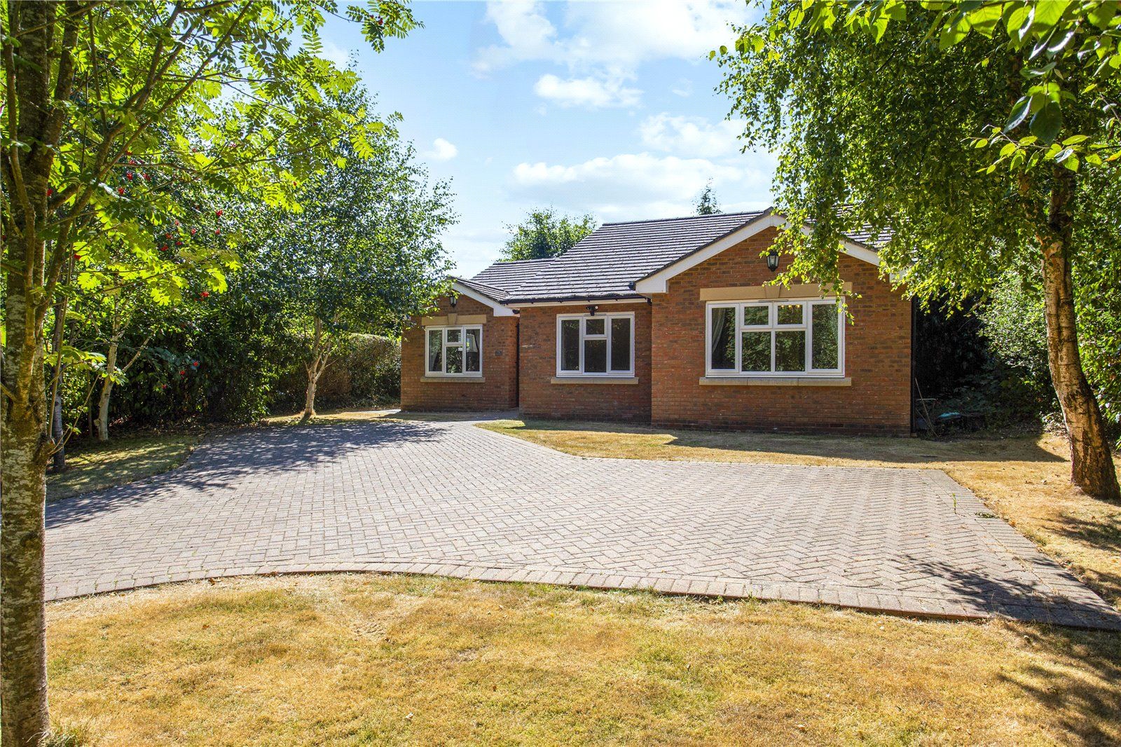 3 bed bungalow for sale in Roffes Lane, Chaldon, Caterham, Surrey CR3