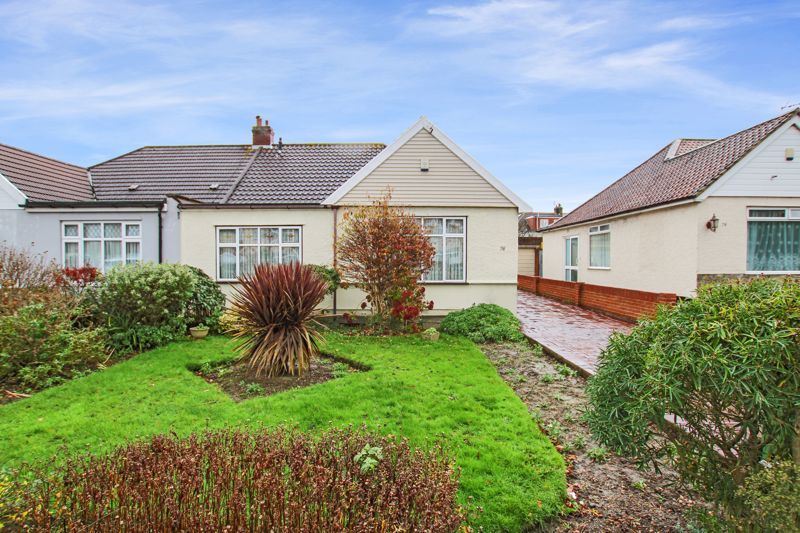 3 bed semidetached bungalow for sale in Brampton Road, Bexleyheath DA7
