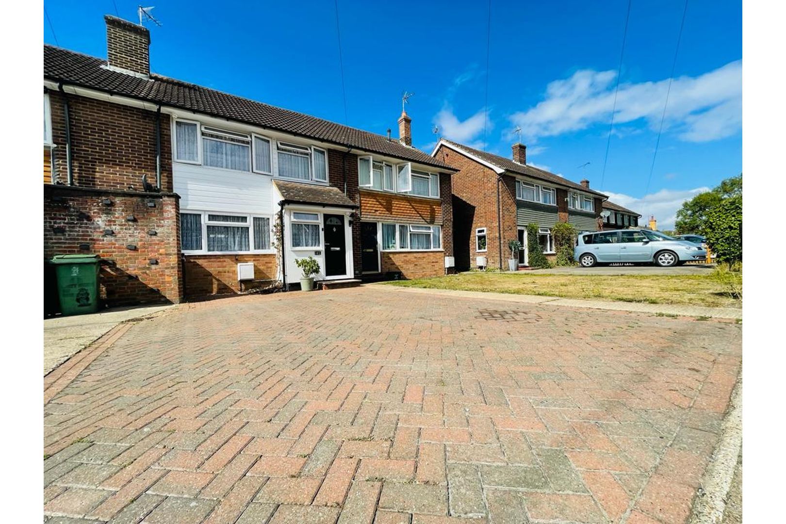 3 bed terraced house for sale in Glebe Close, Pitstone LU7 Zoopla