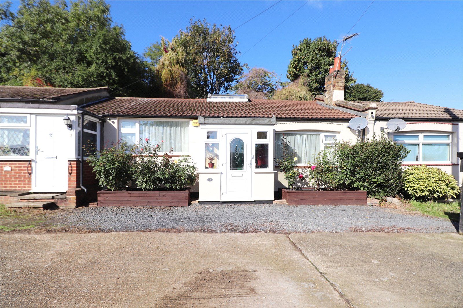 2 bed terraced house for sale in Hillside, Erith, Kent DA8 Zoopla