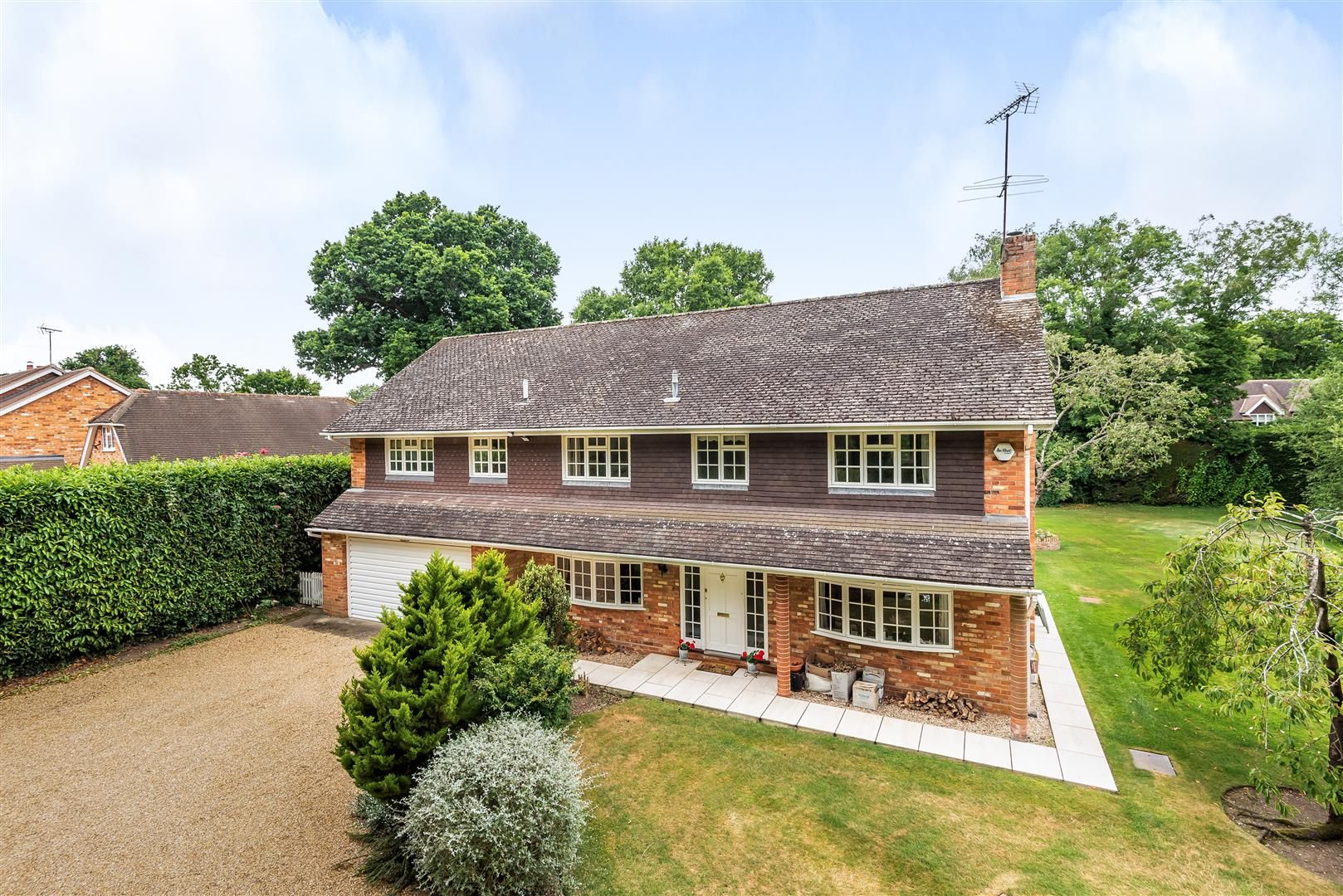 5 bed detached house for sale in Wokingham Road, Hurst, Berkshire RG10 Zoopla