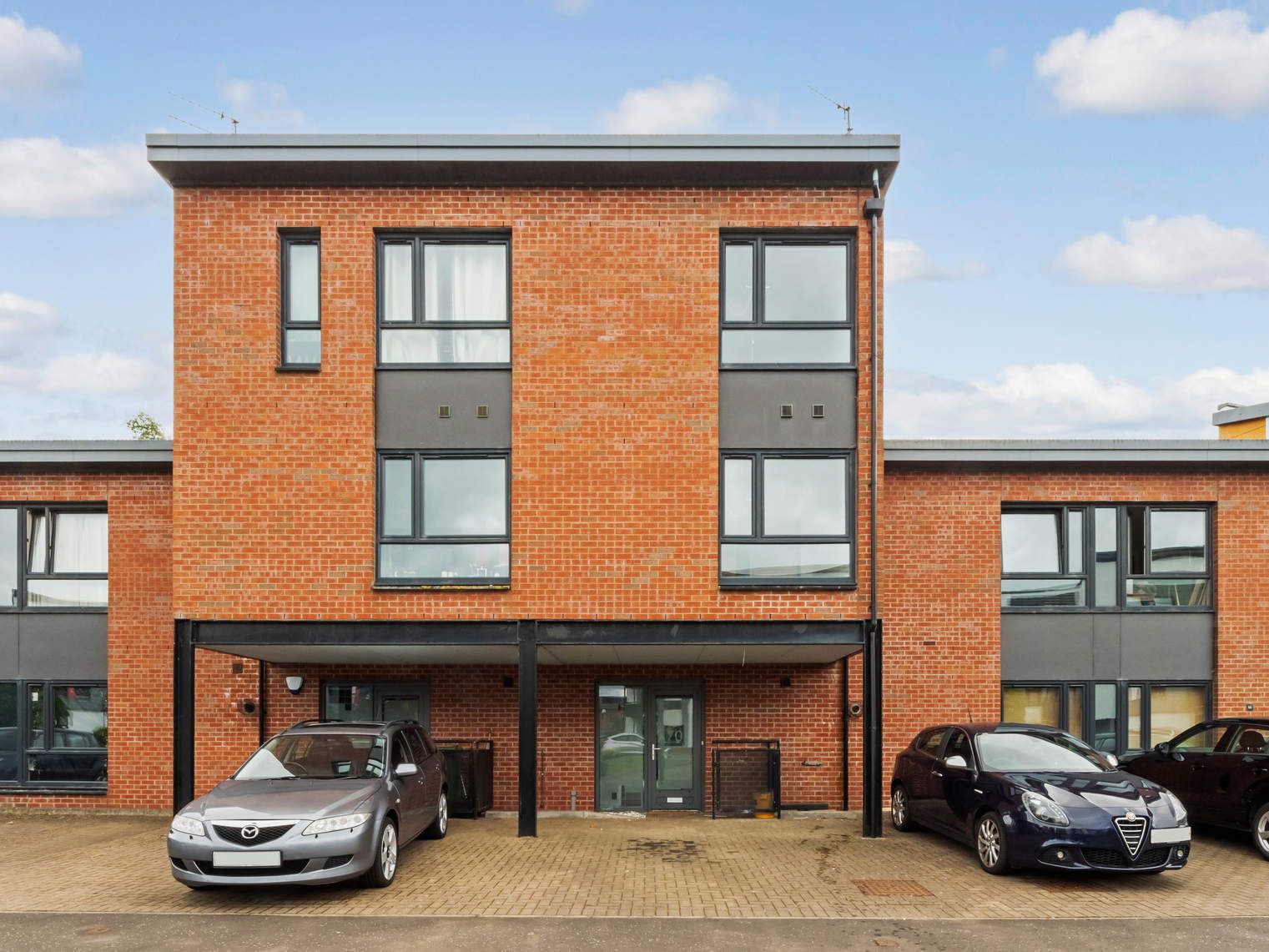 Shuna Crescent, Glasgow G20  