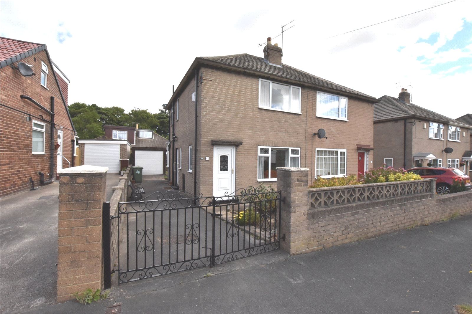 2 bed semidetached house for sale in Kennerleigh Avenue, Leeds, West