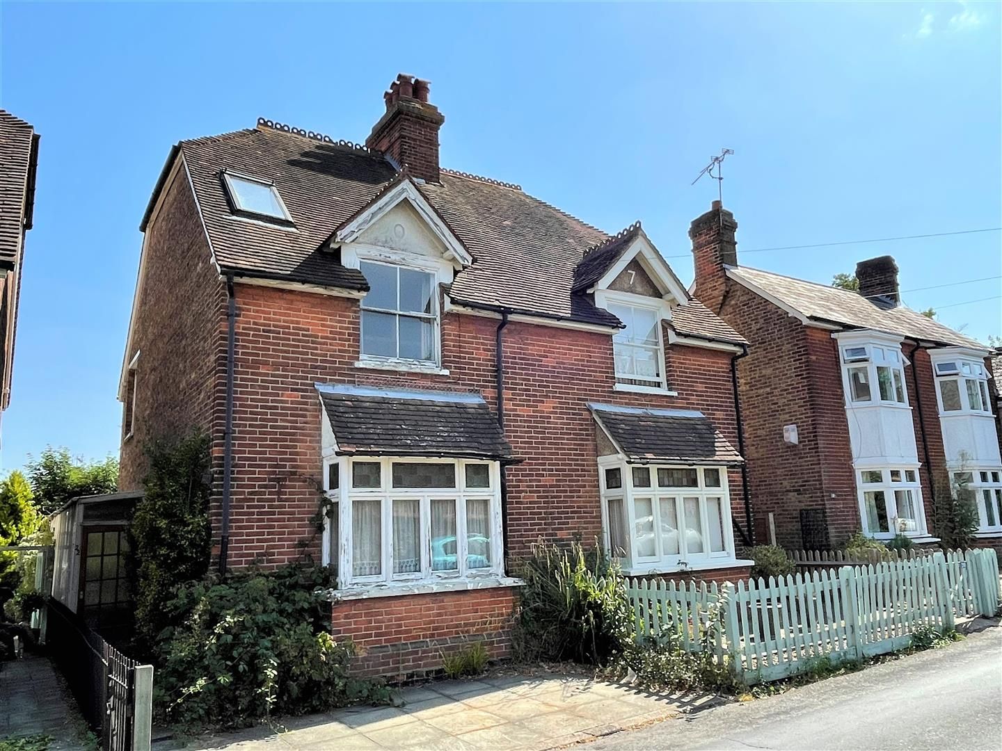 3 bed semidetached house for sale in Holly Bush Lane, Sevenoaks TN13