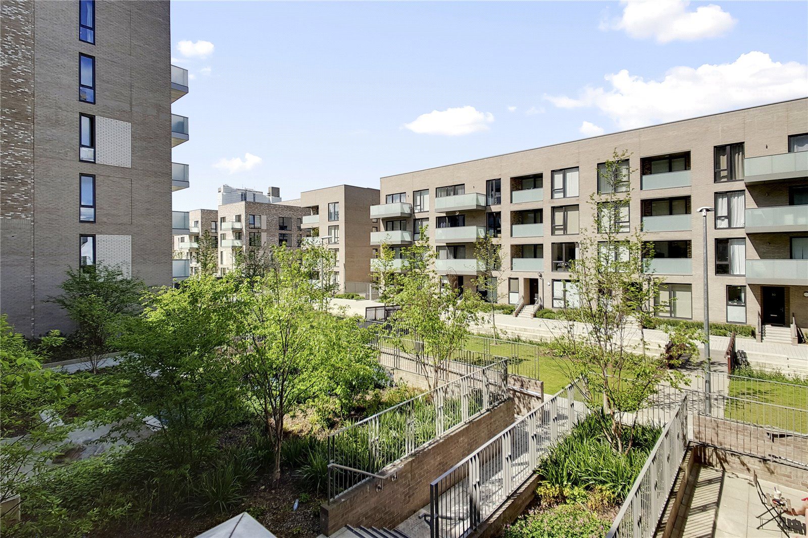 2 bed flat to rent in New Village Avenue, Aberfeldy Village, London E14