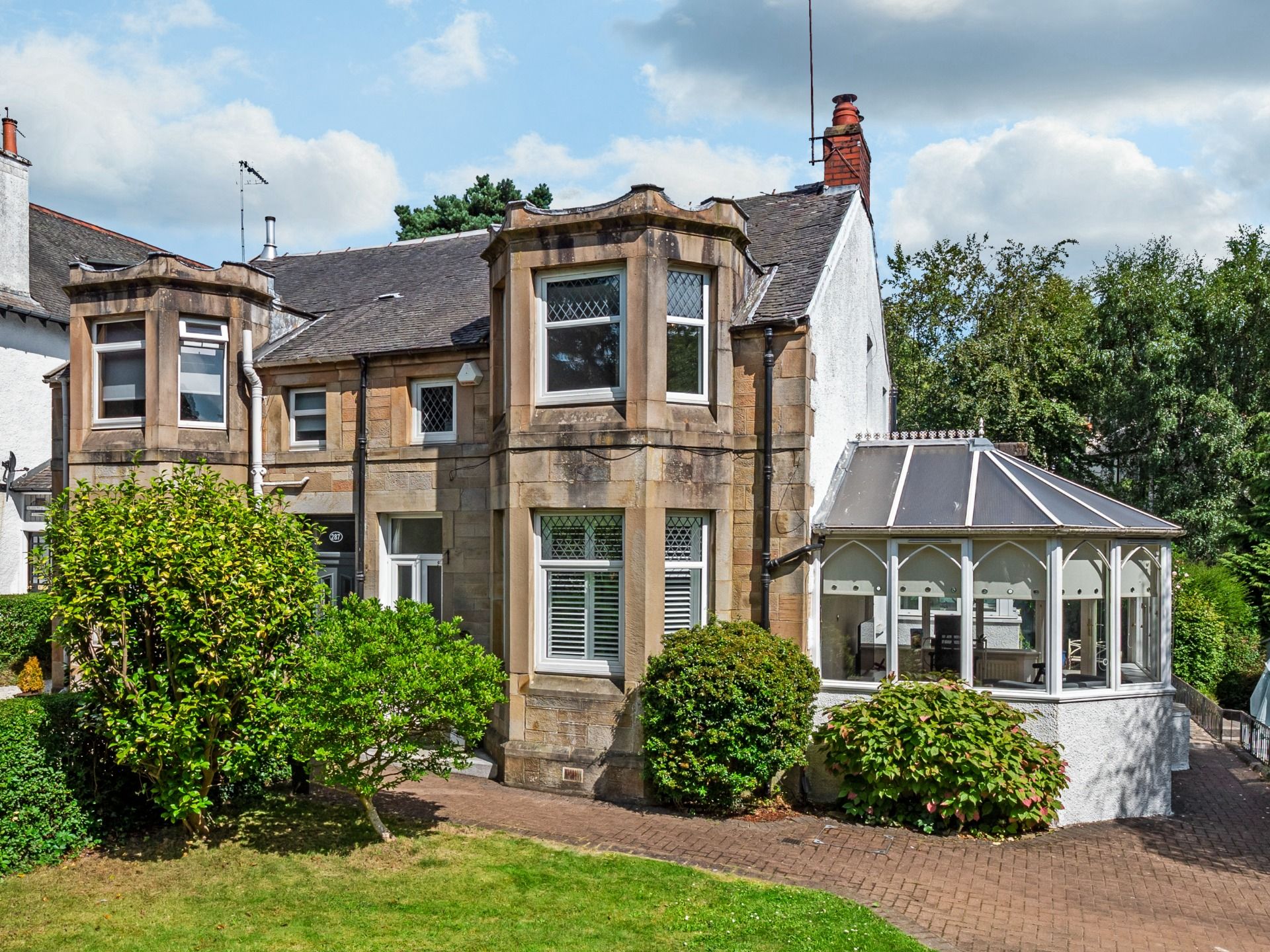 3 bed semidetached house for sale in Fenwick Road, Giffnock, Glasgow