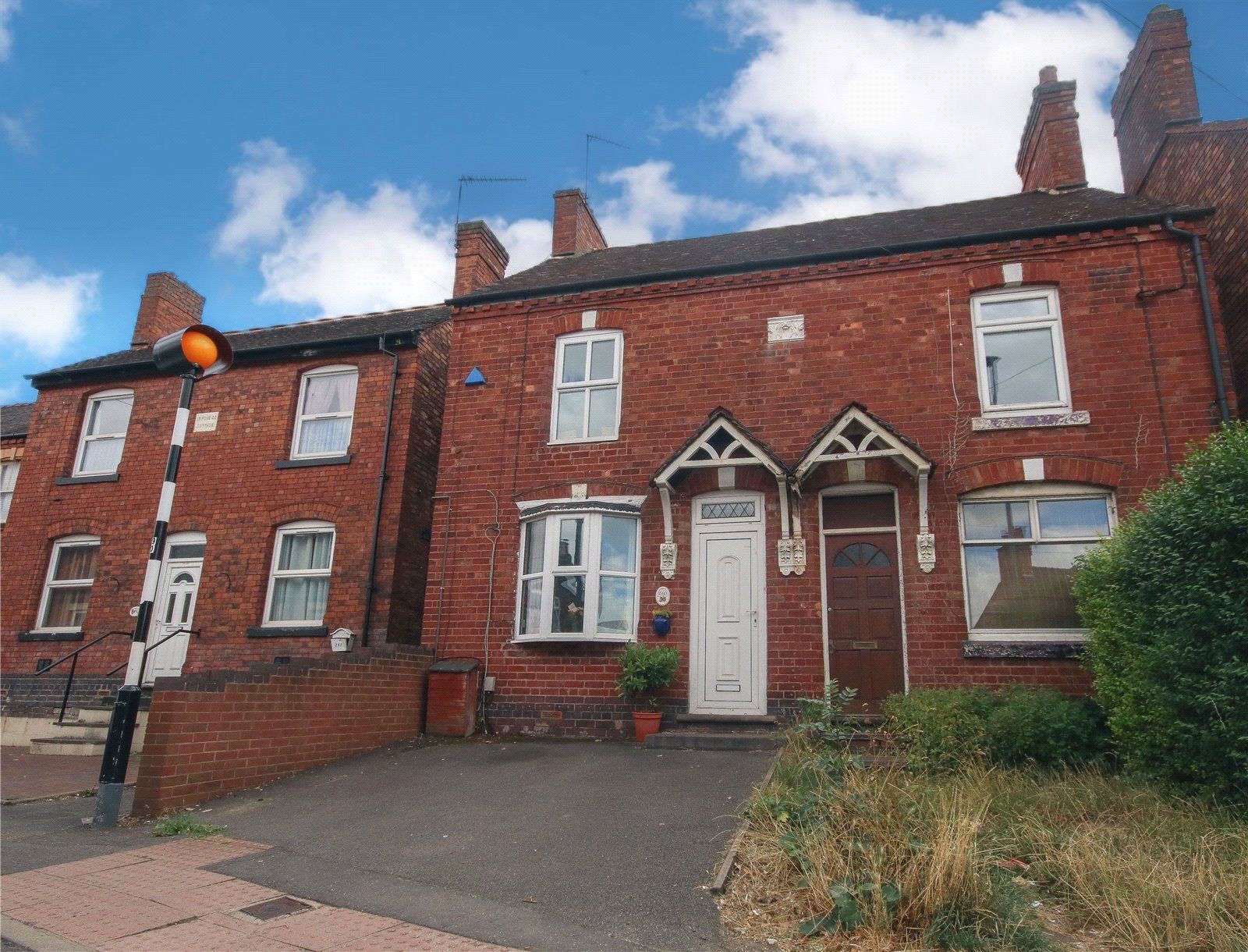 3 bed semidetached house for sale in Tamworth Road, Amington B77 Zoopla