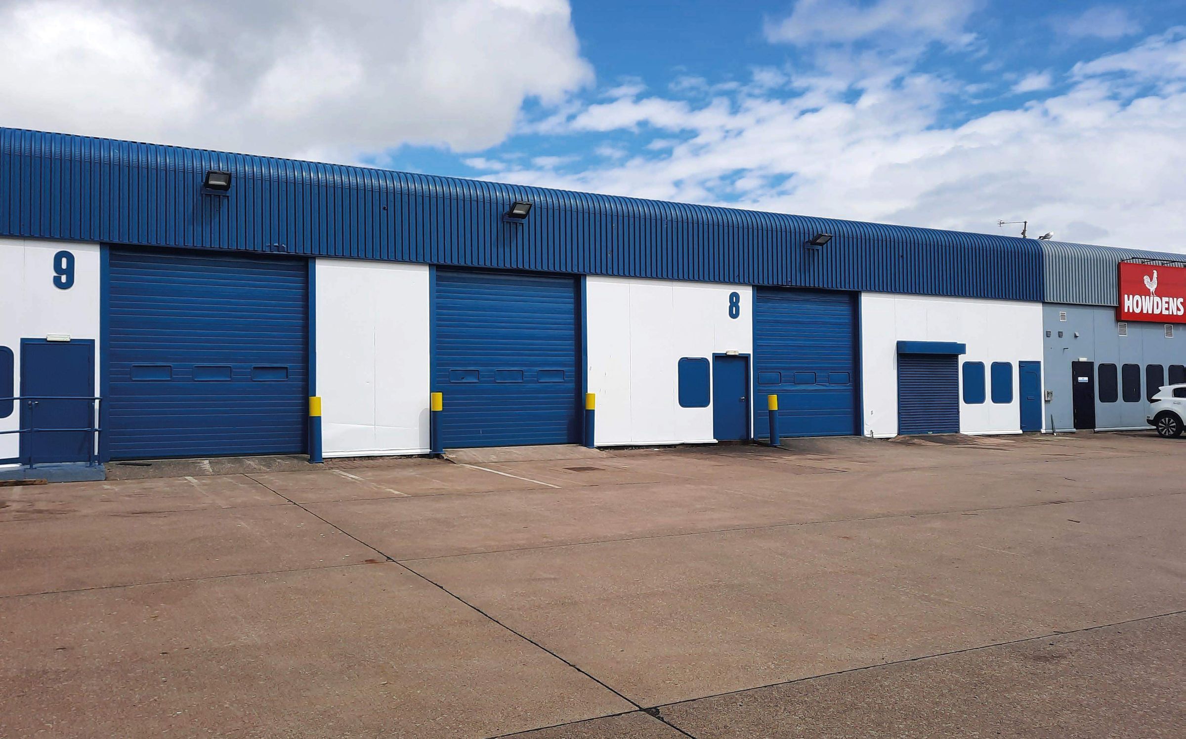 Light industrial to let in Unit 9, Woodgate Way North, Eastfield