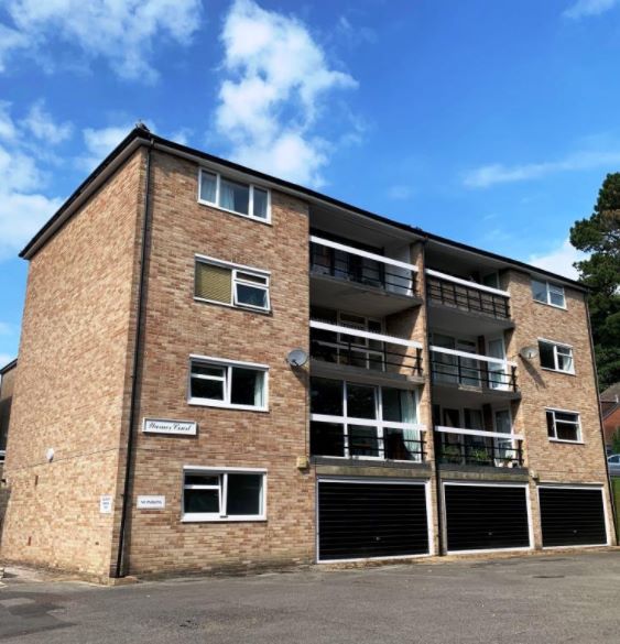 Flat 1 Warner Court, Northlands Drive, Winchester, Hampshire SO23  