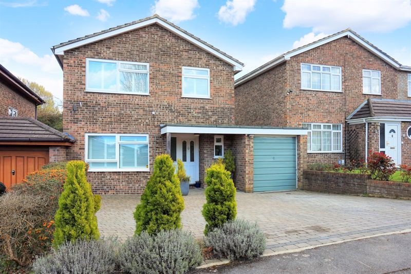 Cypress Way, Banstead SM7