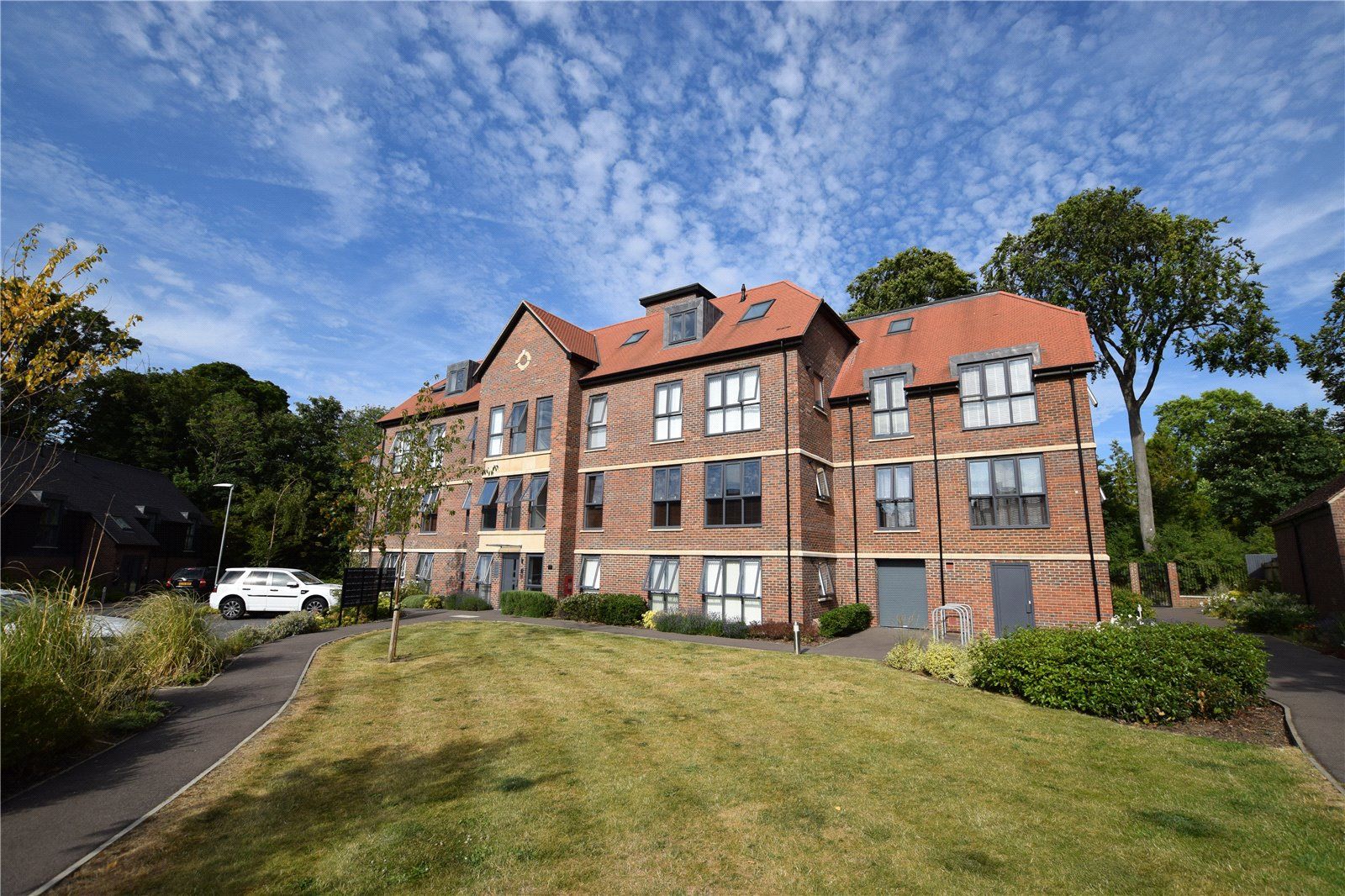 1 bed flat for sale in Frances Drive, Dunstable, Bedfordshire LU6 Zoopla