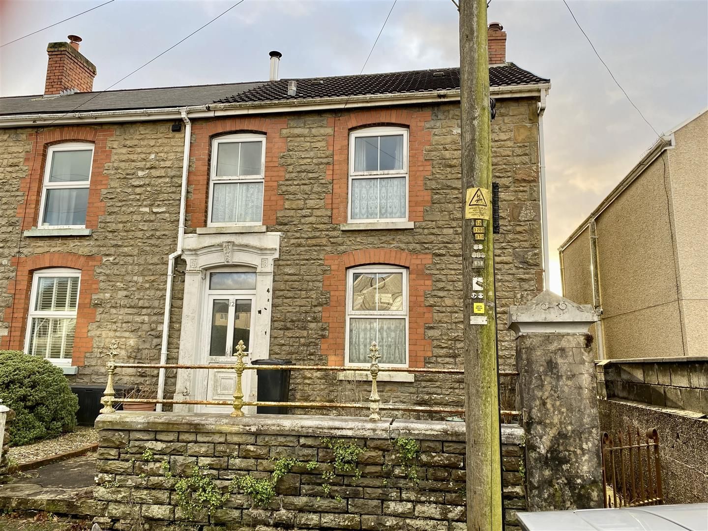 2 bed semidetached house for sale in Neuadd Road, Gwaun Cae Gurwen