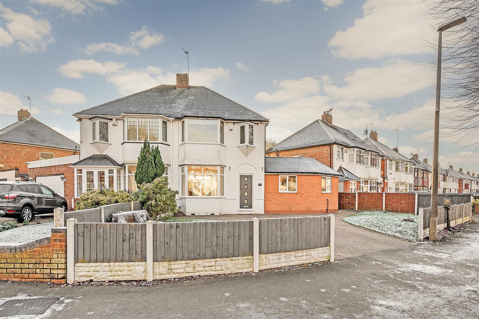 3 bed semidetached house to rent in Stroud Road, Shirley, Solihull B90