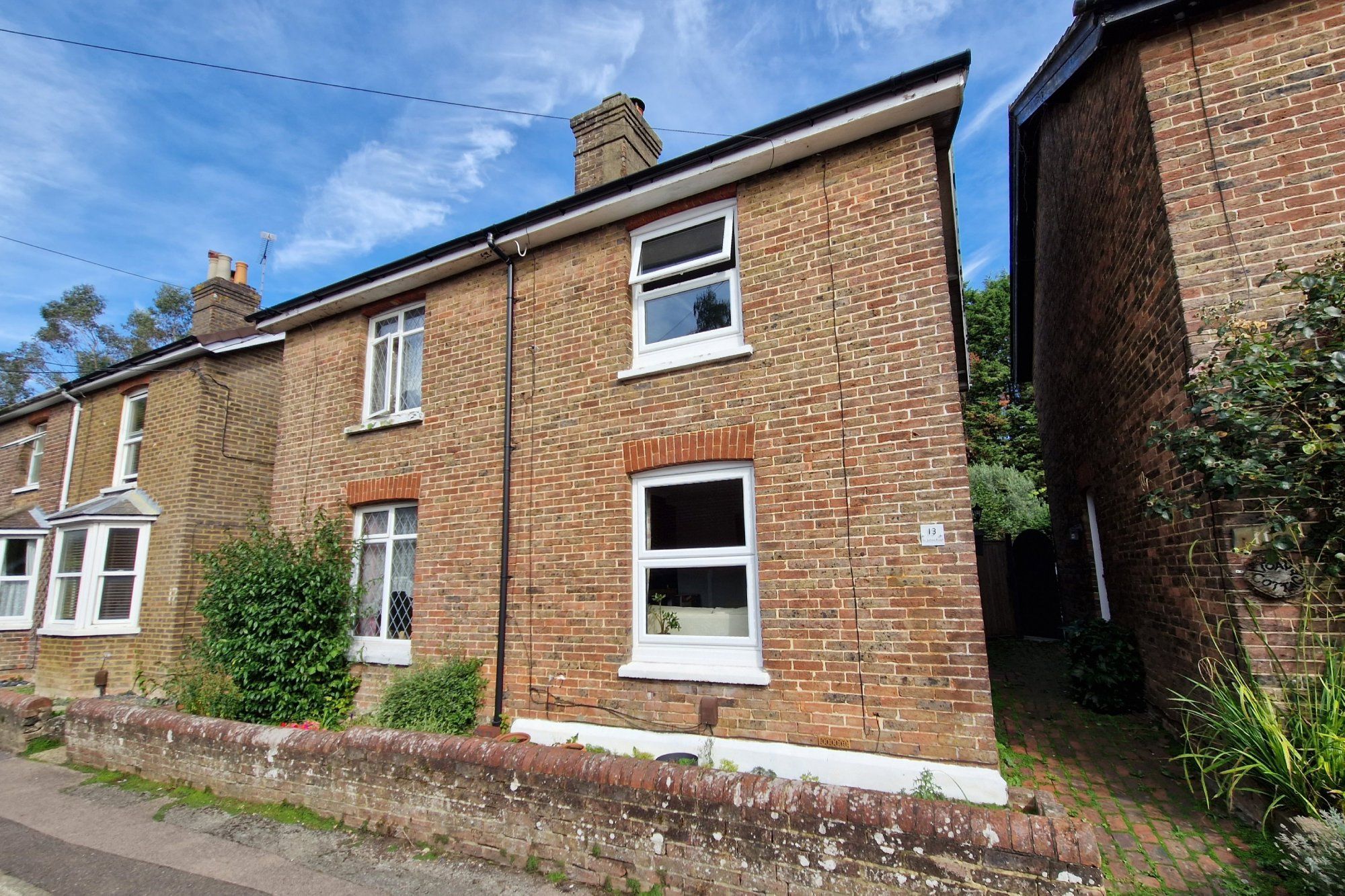 2 bed semidetached house for sale in West Green, Crawley RH11 Zoopla