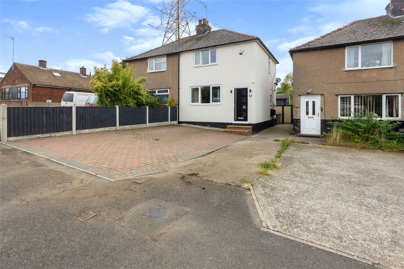 2 bed semidetached house for sale in Williamthorpe Road, North
