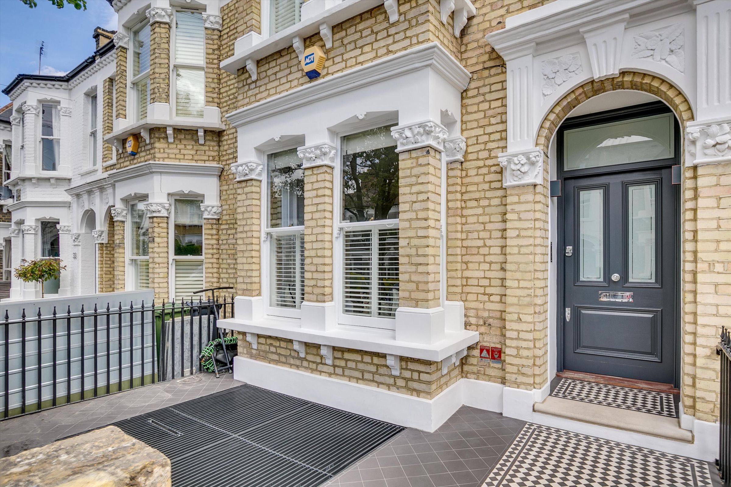 5 bed terraced house for sale in Franconia Road, London SW4 Zoopla