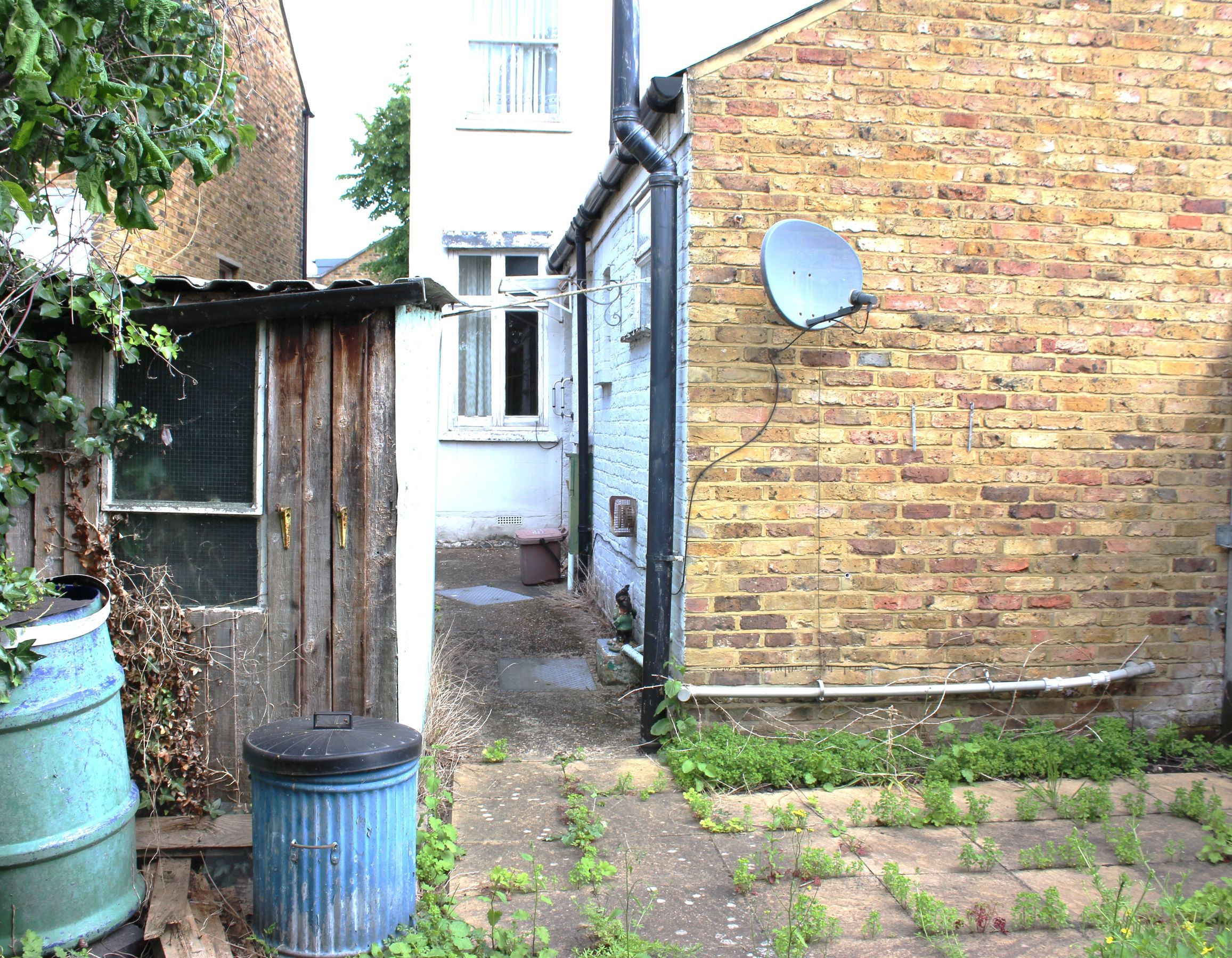 2 bed semidetached house for sale in Bonner Hill Road, Norbiton