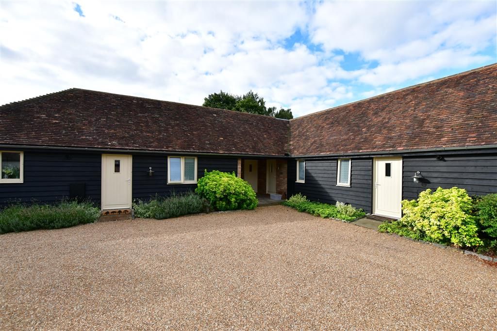 2 bed terraced bungalow for sale in Church Road, Hartley, Longfield