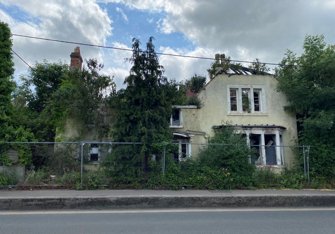 153 London Road, Chippenham, Wiltshire SN15  