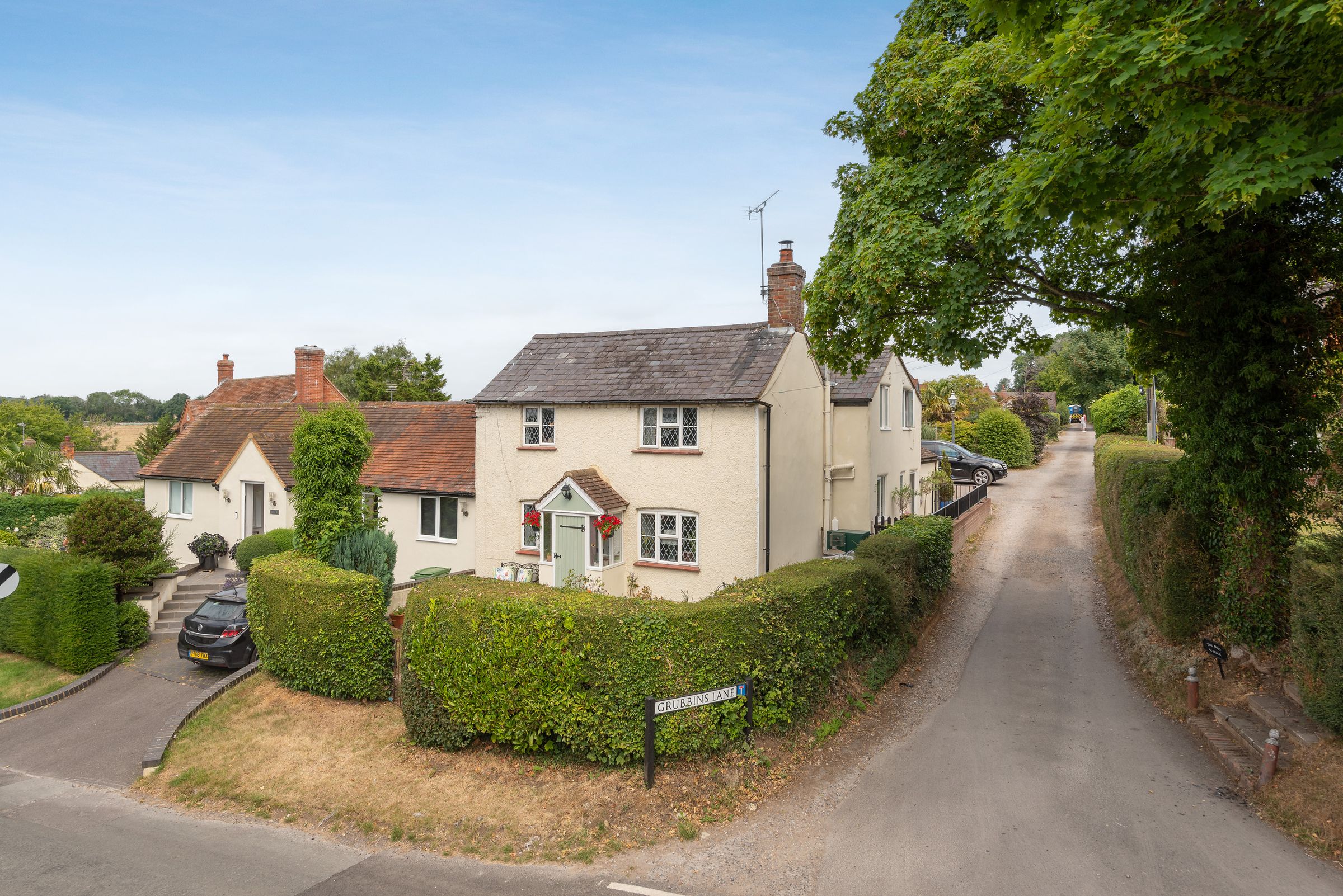 4 bed semidetached house for sale in Flowers Bottom Lane, Speen