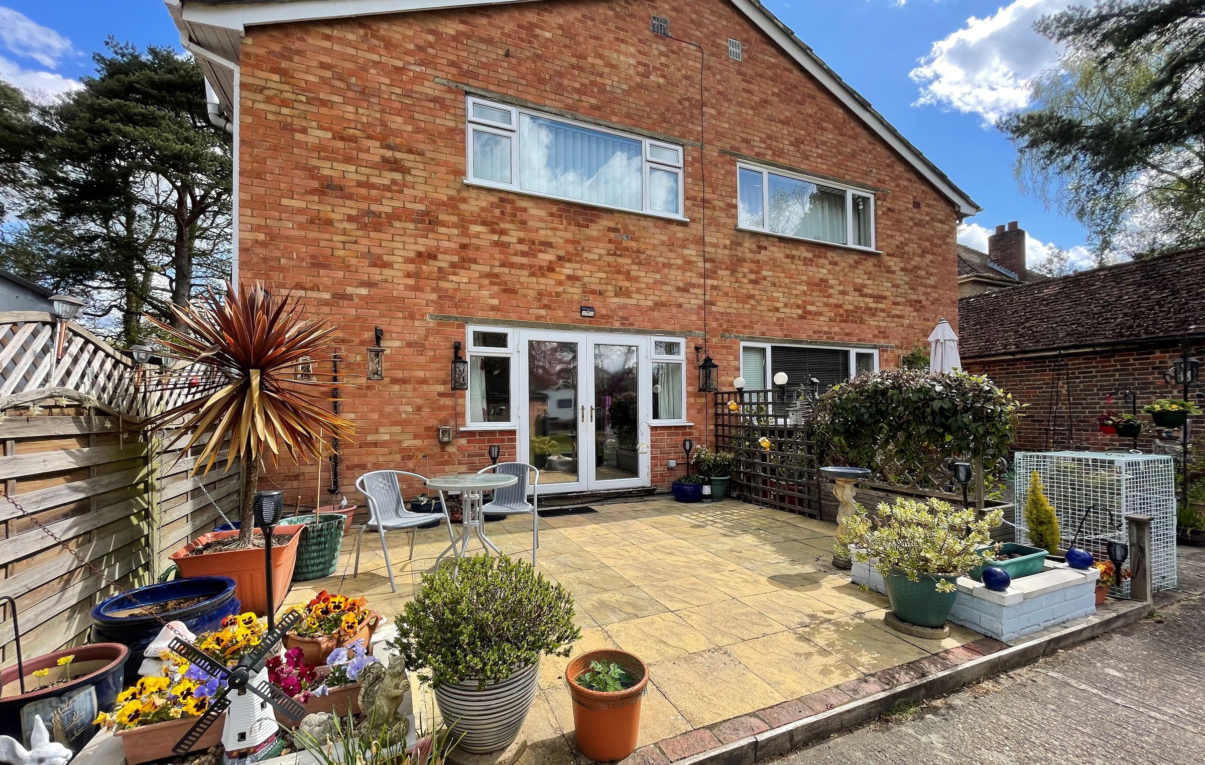 2 bed terraced house for sale in Rounton Road, Church Crookham, Fleet