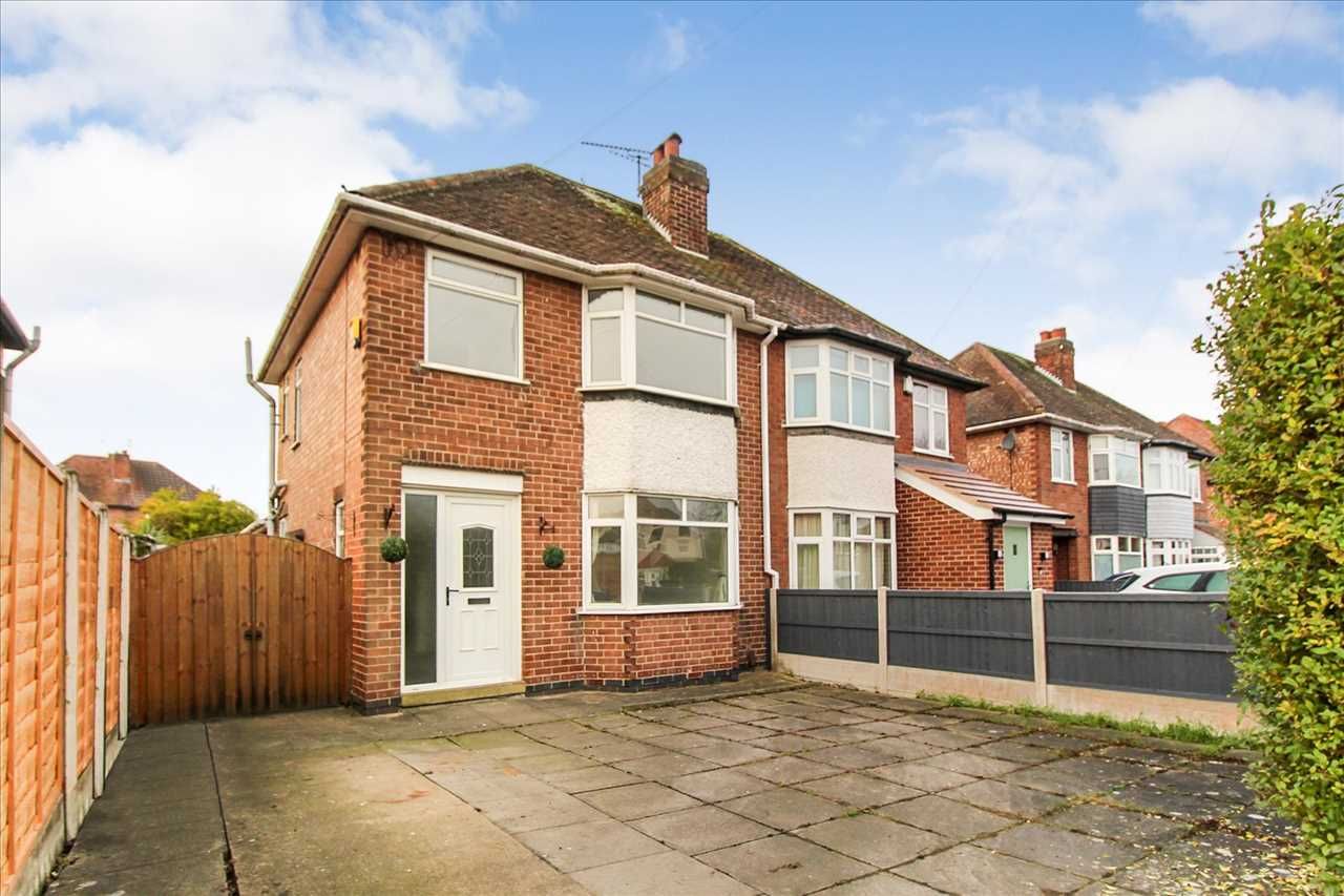 3 bed semidetached house to rent in Ashworth Avenue, Ruddington