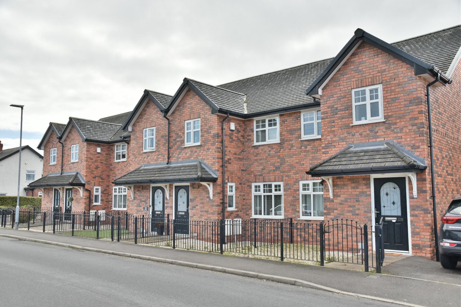 3 bed mews house for sale in Church Lane, Culcheth, Warrington