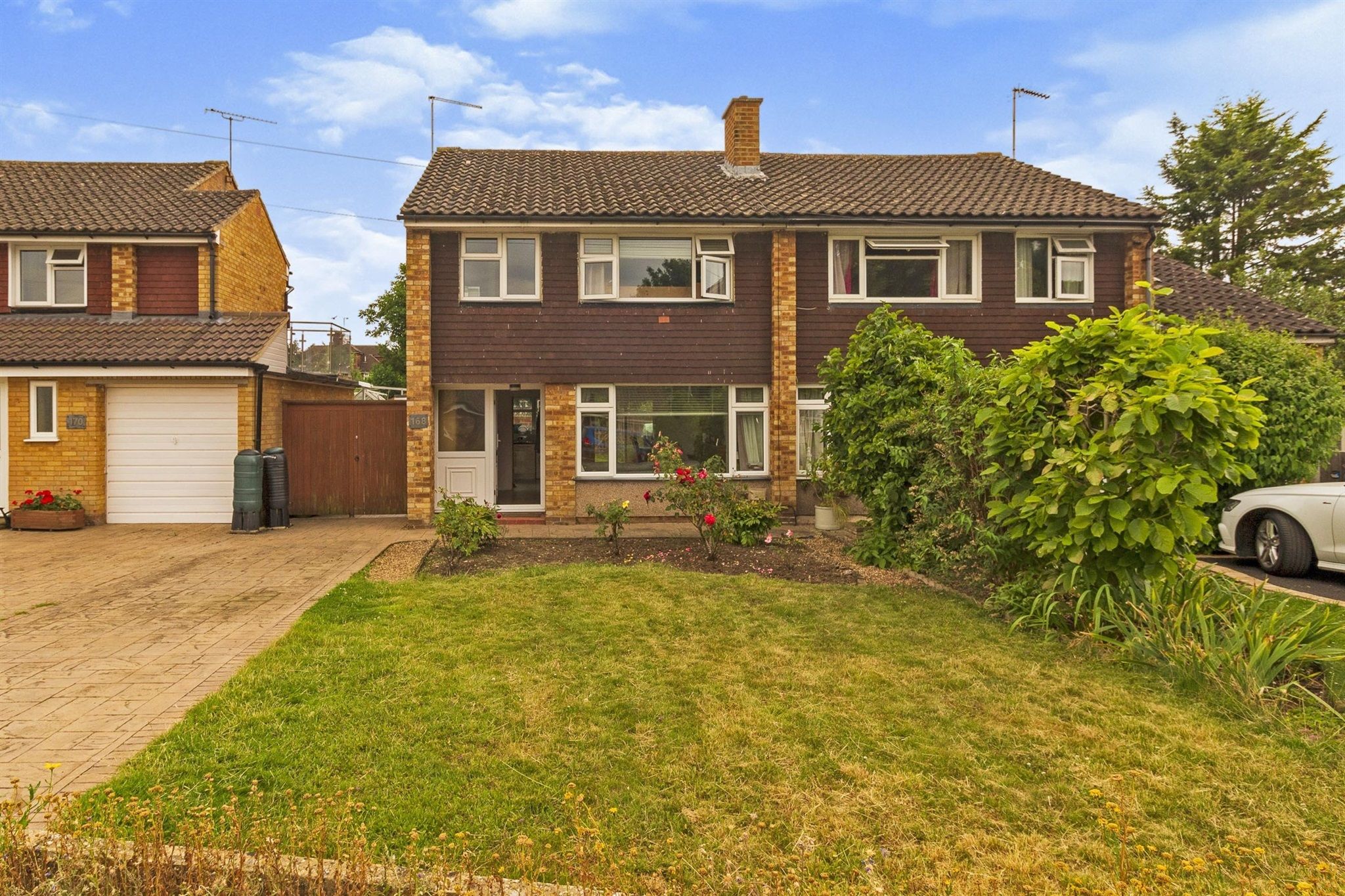 3 bed semidetached house for sale in Broughton Avenue, Broughton