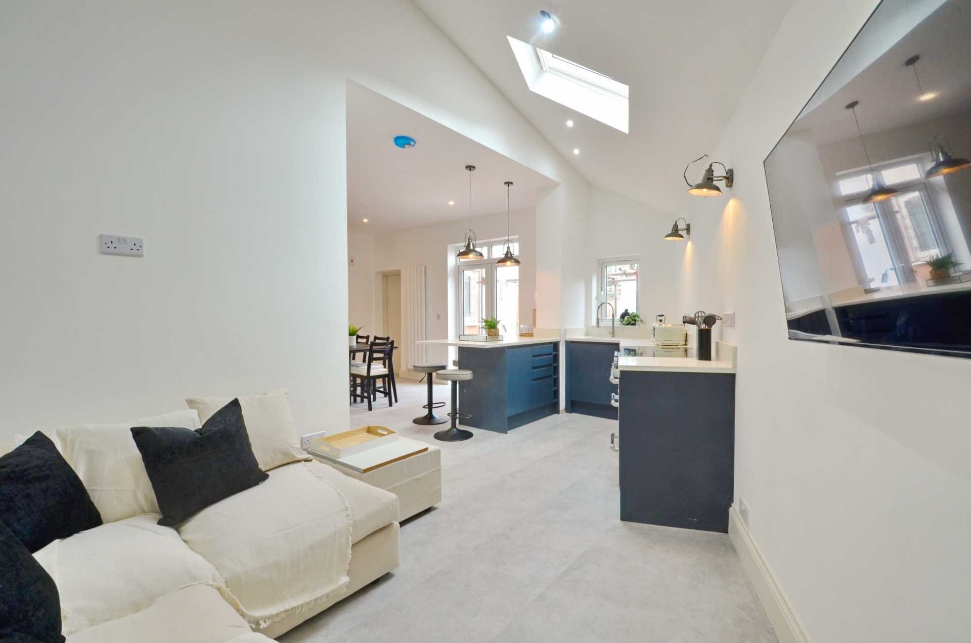 5 bed end terrace house to rent in Sandholme Road, Brislington BS4 Zoopla