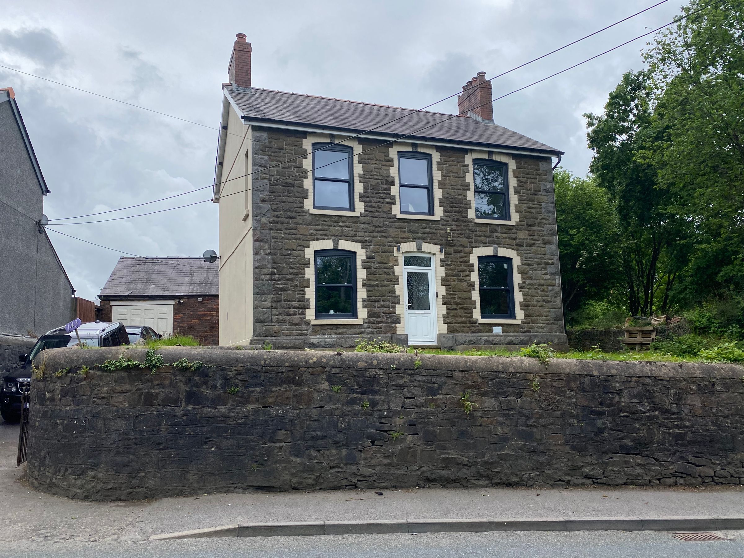 3 bed detached house for sale in Carmarthen Road, Cross Hands, Llanelli