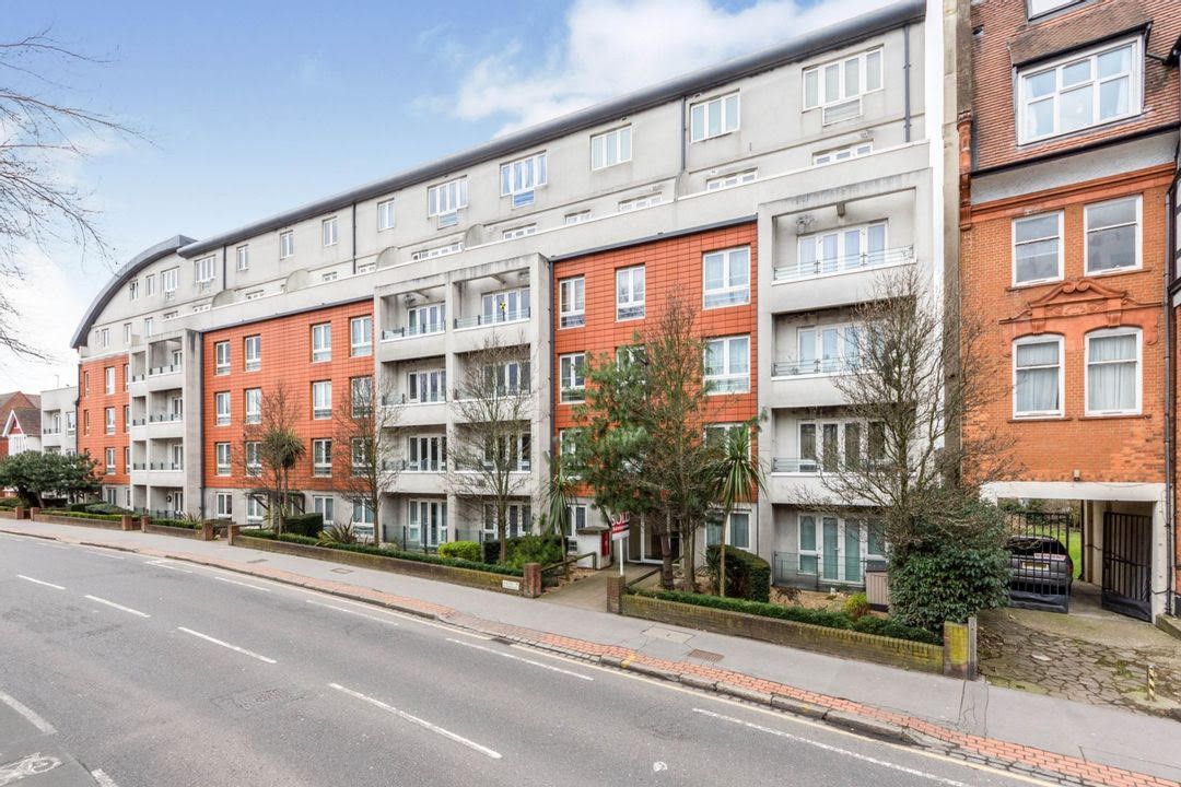 82 Park Lane, Croydon CR0  