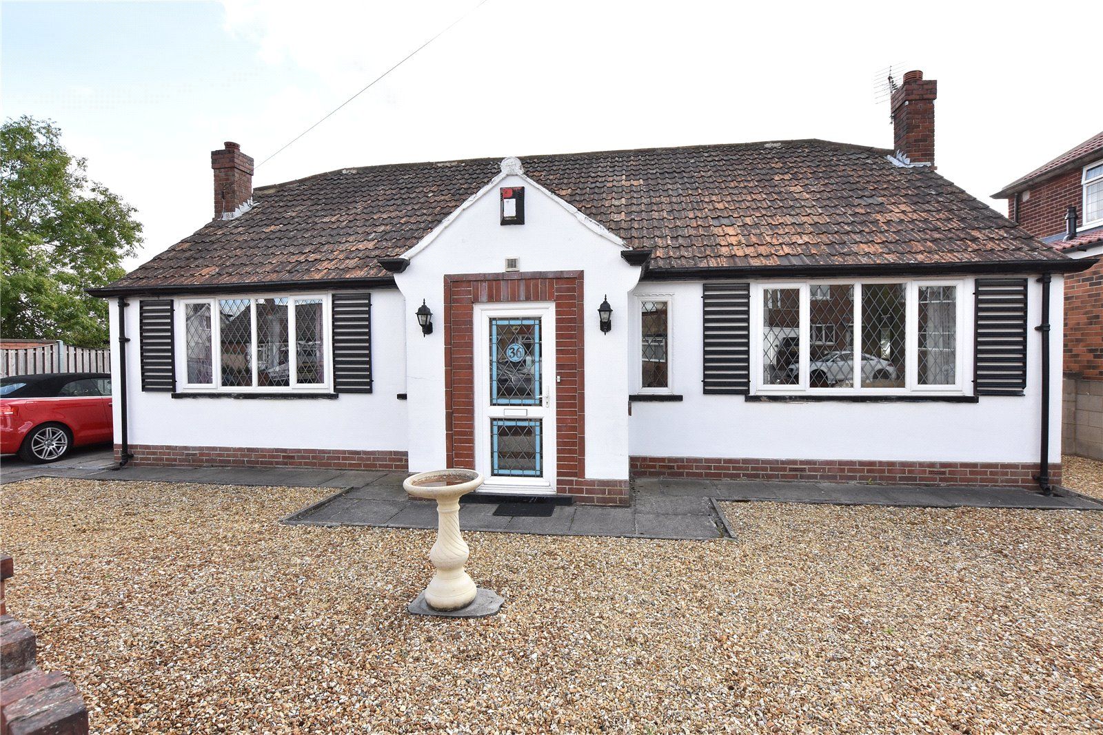 2 bed detached bungalow for sale in Lyndhurst Road, Scholes, Leeds